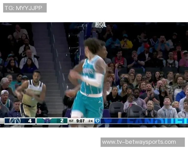 布里奇斯强势反击双手暴扣助黄蜂打出12-0攻势成功反超比赛