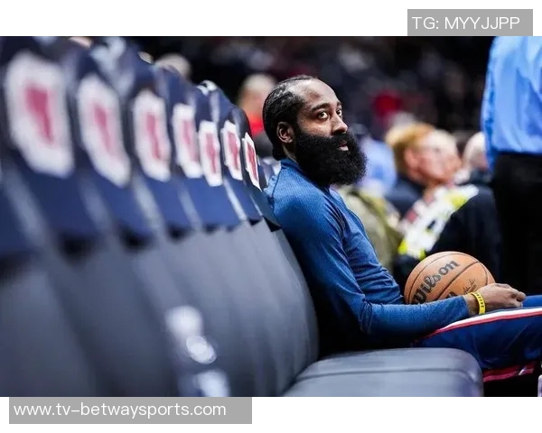 科林斯解析小卡与哈登的领导力表现场内外积极发声引领球队