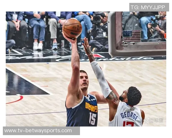 止住颓势的关键时刻托马斯弧顶强投完成31助太阳逆转局势